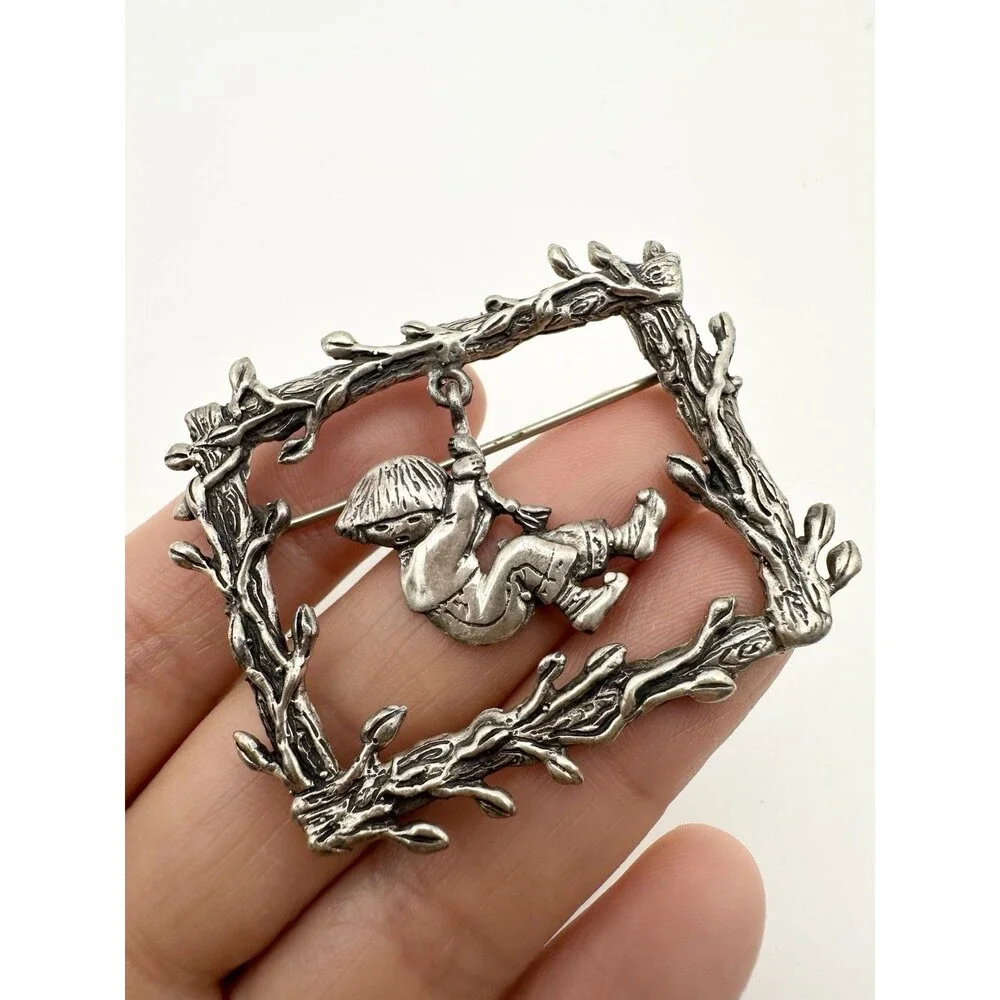 Vintage Sterling Silver Mary Engelbreit Boy On A Rope Swing Brooch Rectangle